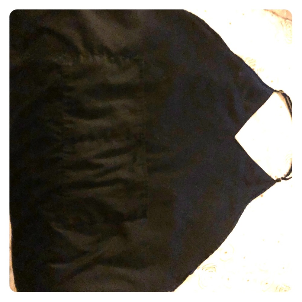 Black apron. GUC